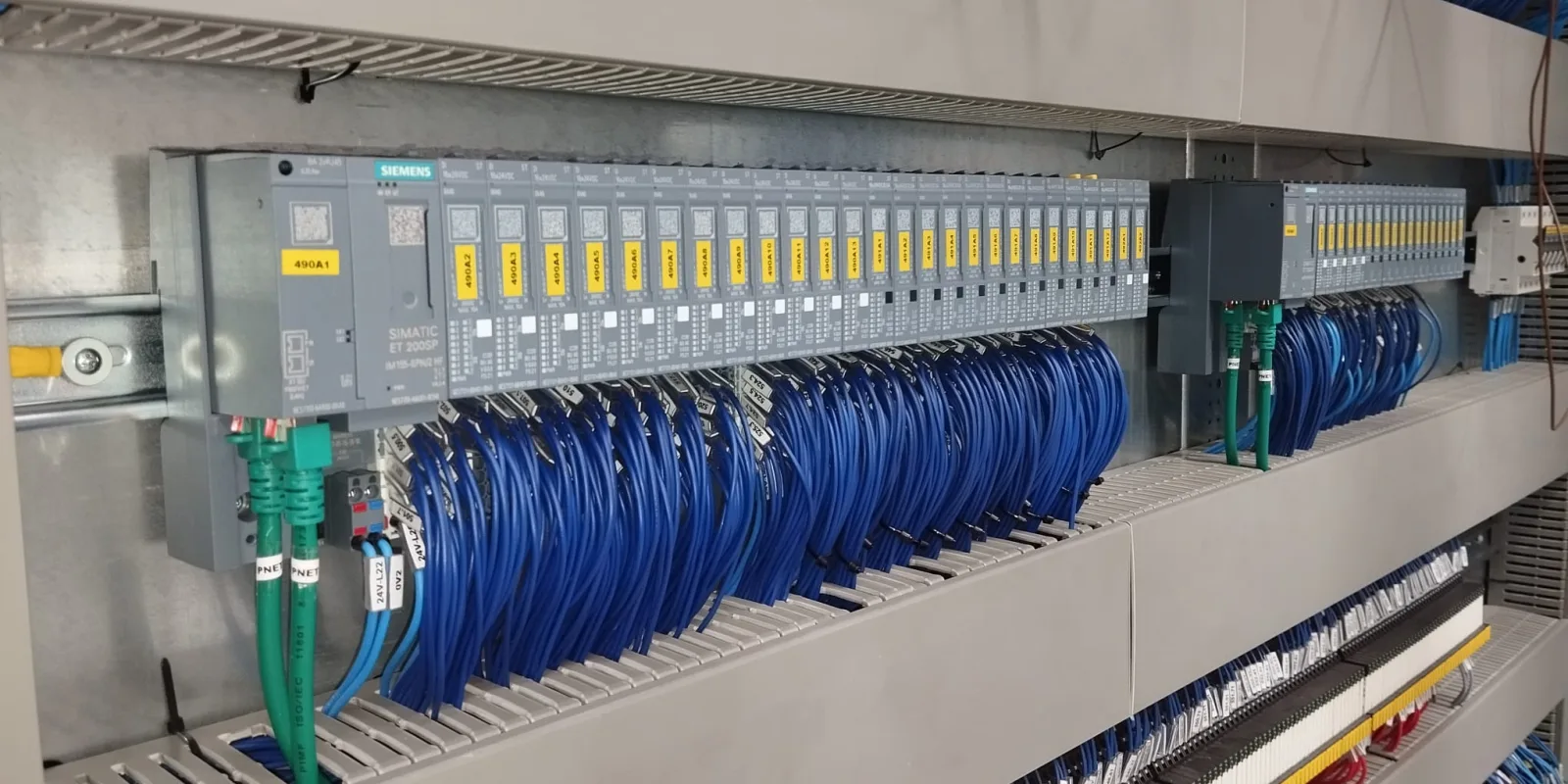 Siemens PLC ve saha kablolaması bulunan otomasyon panosunda arıza servisi